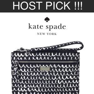 🎉HP🎉 ♠️ NWT Kate Spade Wristlet